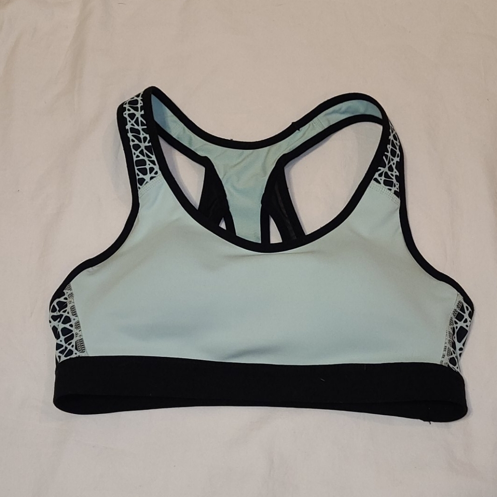 Apt 9 sports bra size M